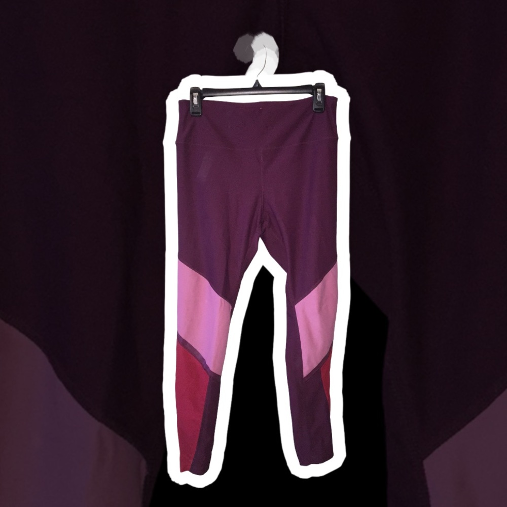 Avia maroon leggings